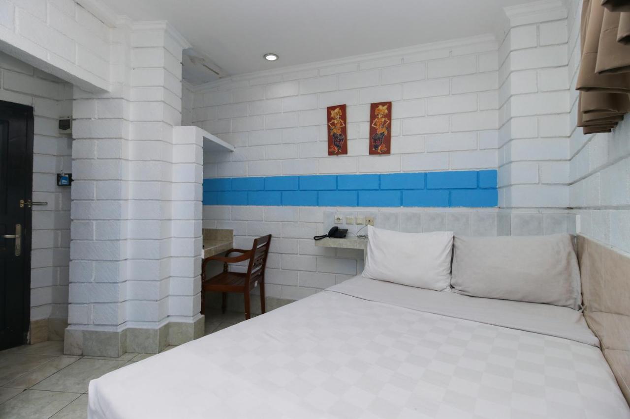 Vilarisi Hotel Legian  Exterior photo