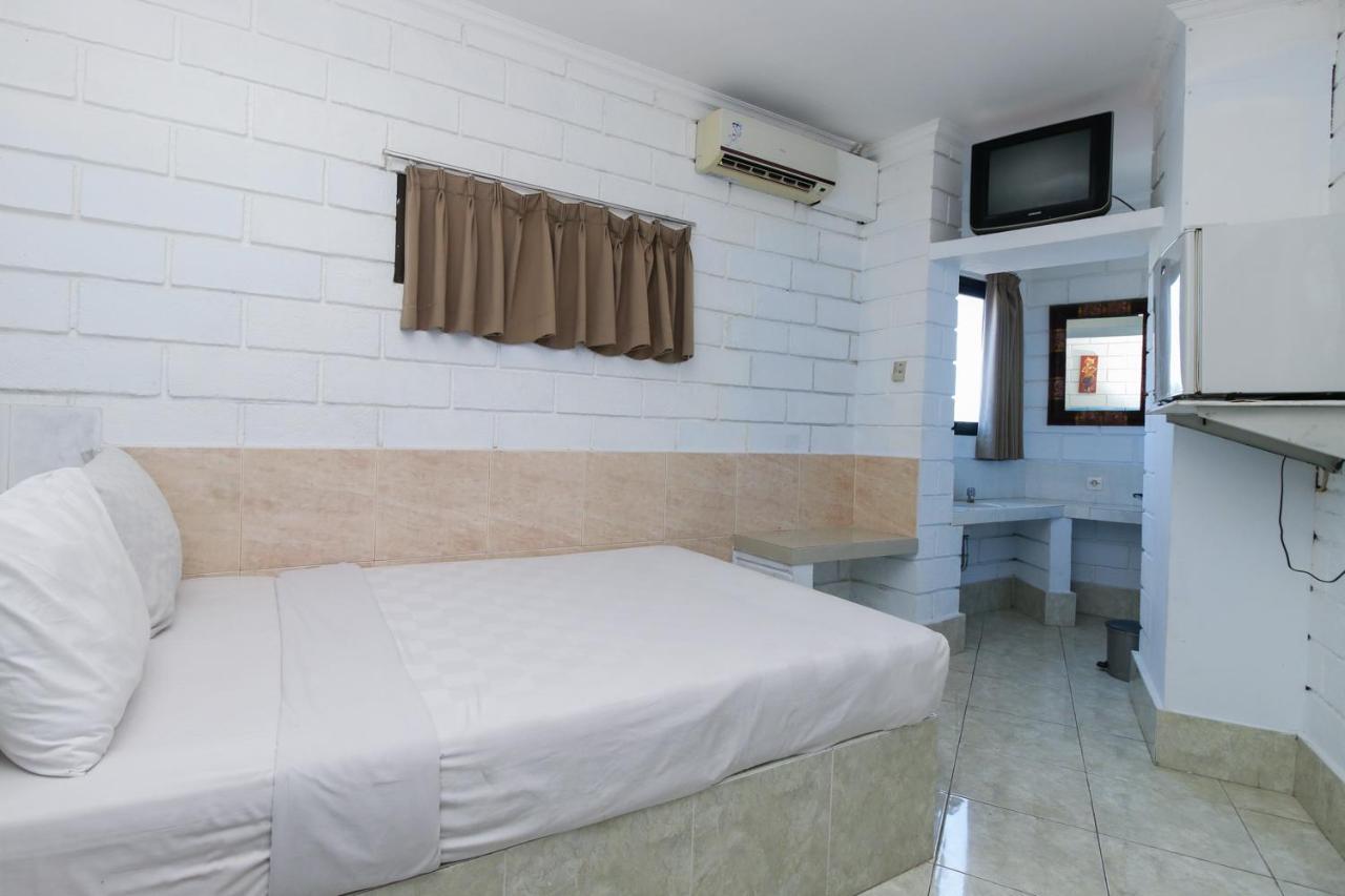 Vilarisi Hotel Legian  Exterior photo