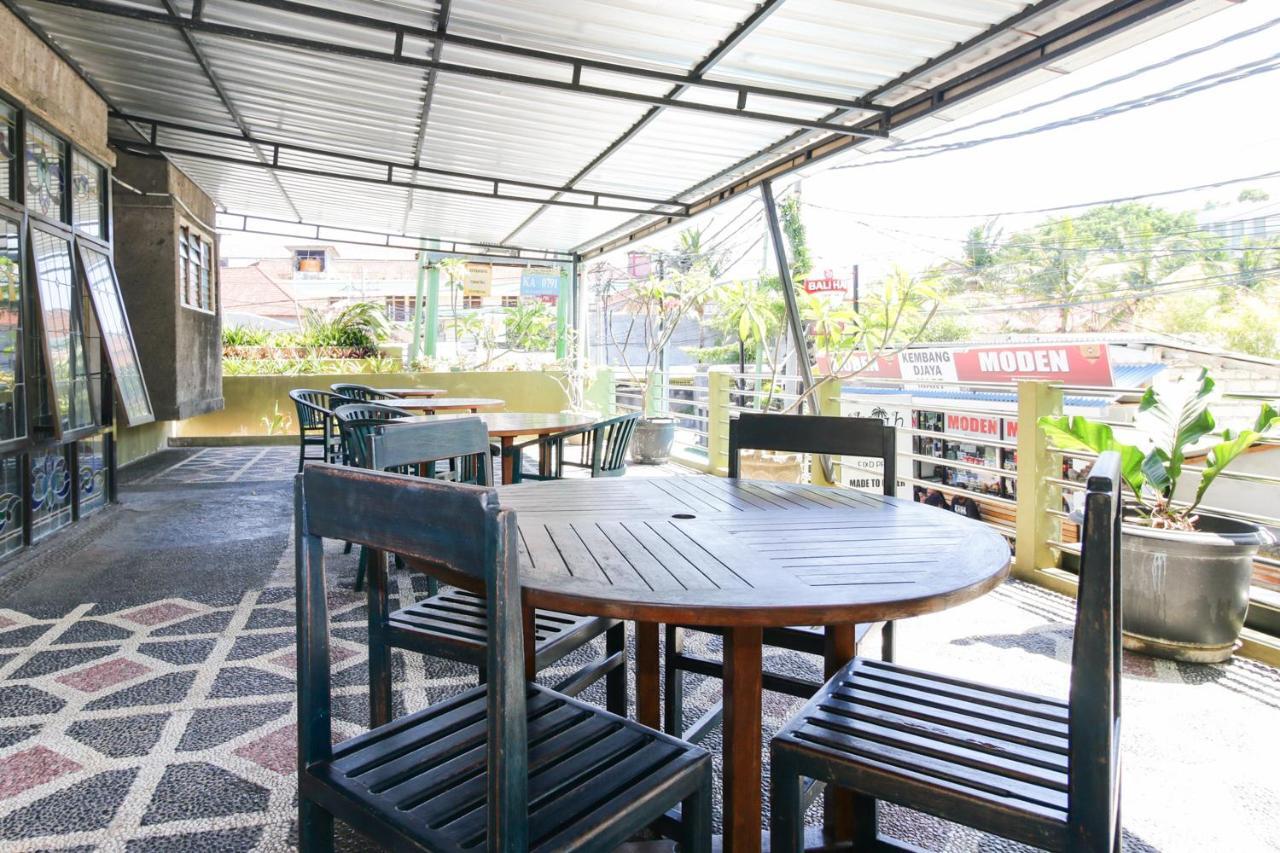 Vilarisi Hotel Legian  Exterior photo