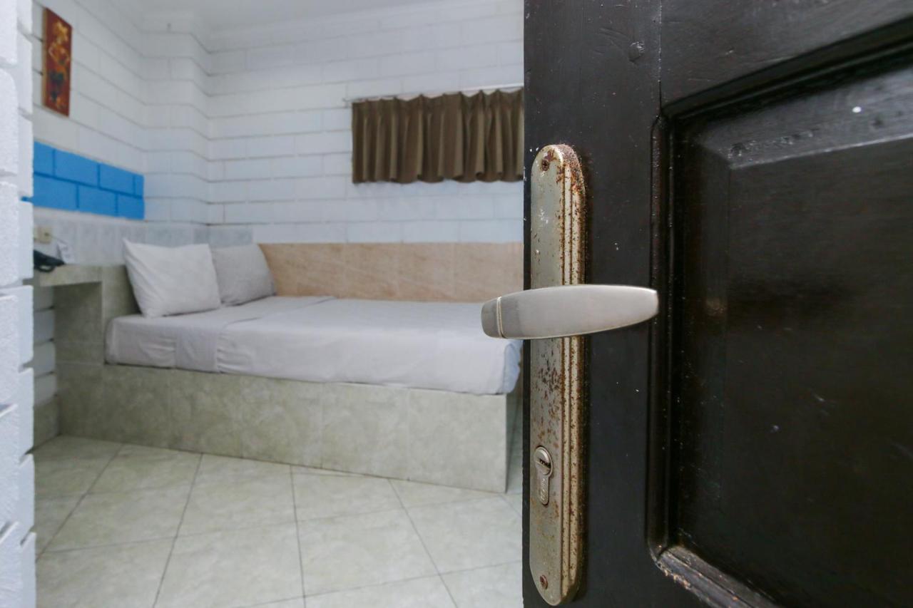 Vilarisi Hotel Legian  Exterior photo