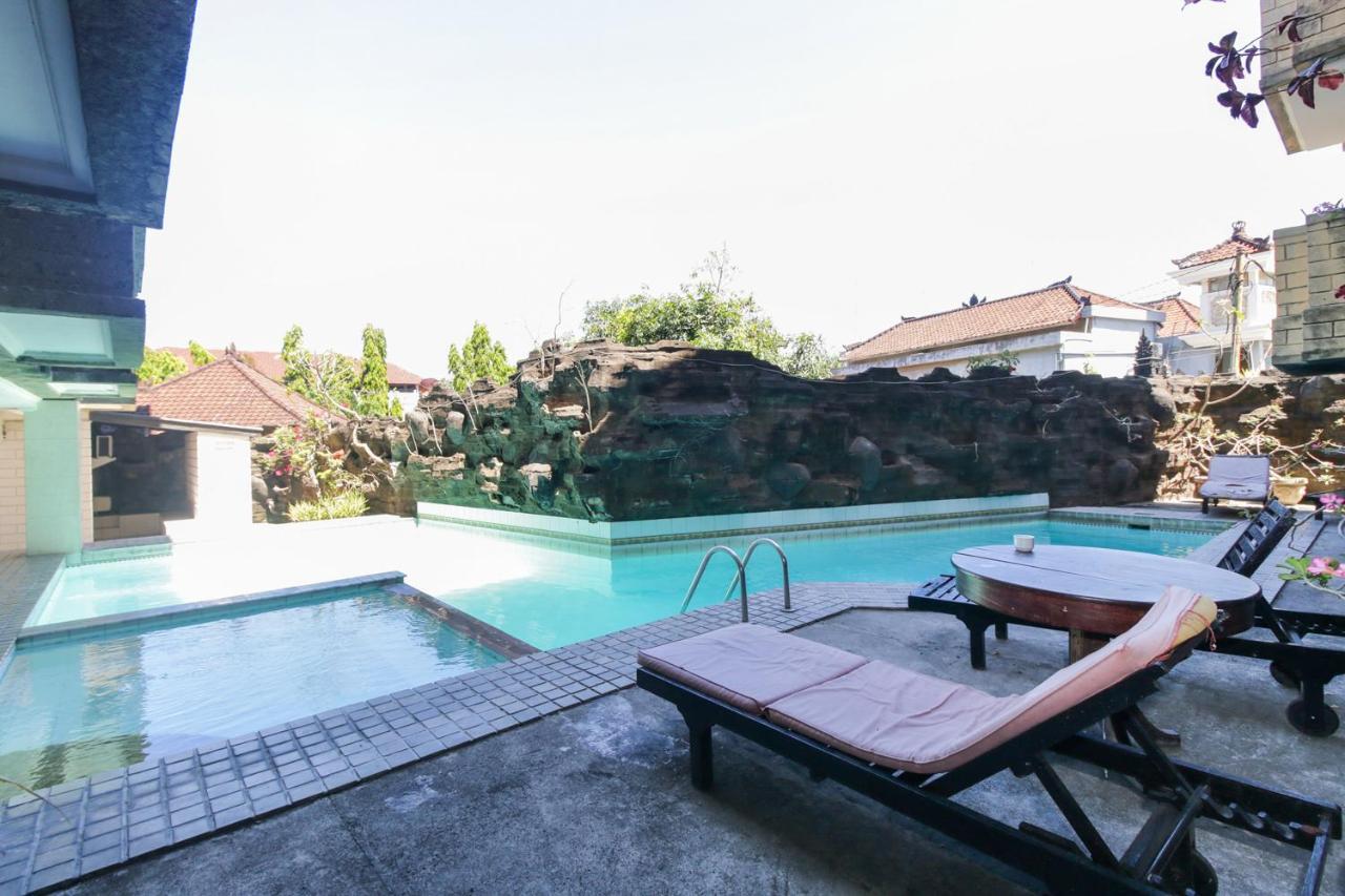 Vilarisi Hotel Legian  Exterior photo